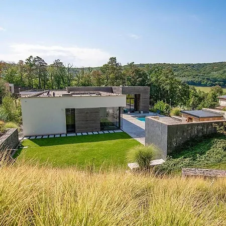 Luxusna Vila S Bazenom V Borinka
